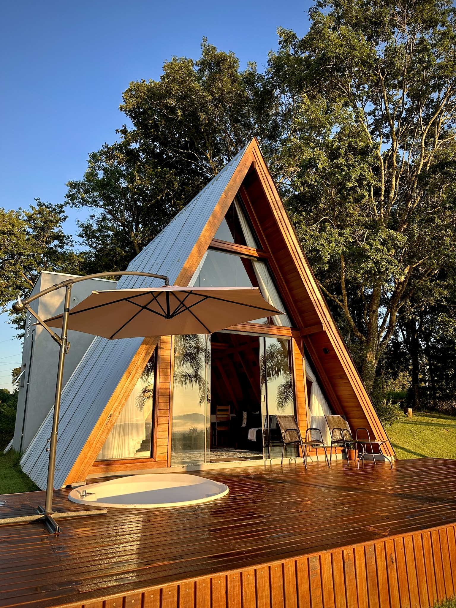 Chalé nas Colinas — cabana isolada em Pinhalzinho/SC